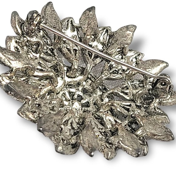 Cushion Brooch Retro Design Antiqued Silver Tone Faux Diamo… - Picture 6 of 6